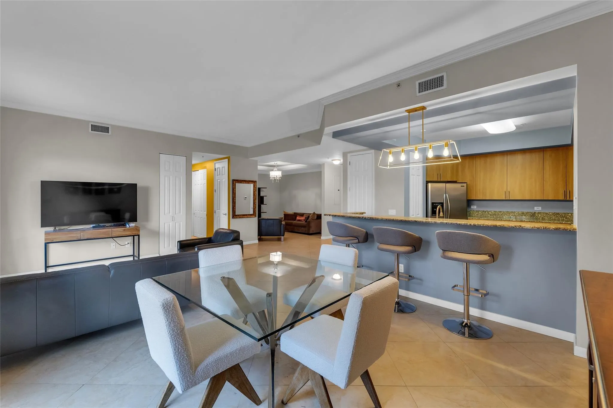 2625 NE 14th Ave, #303
