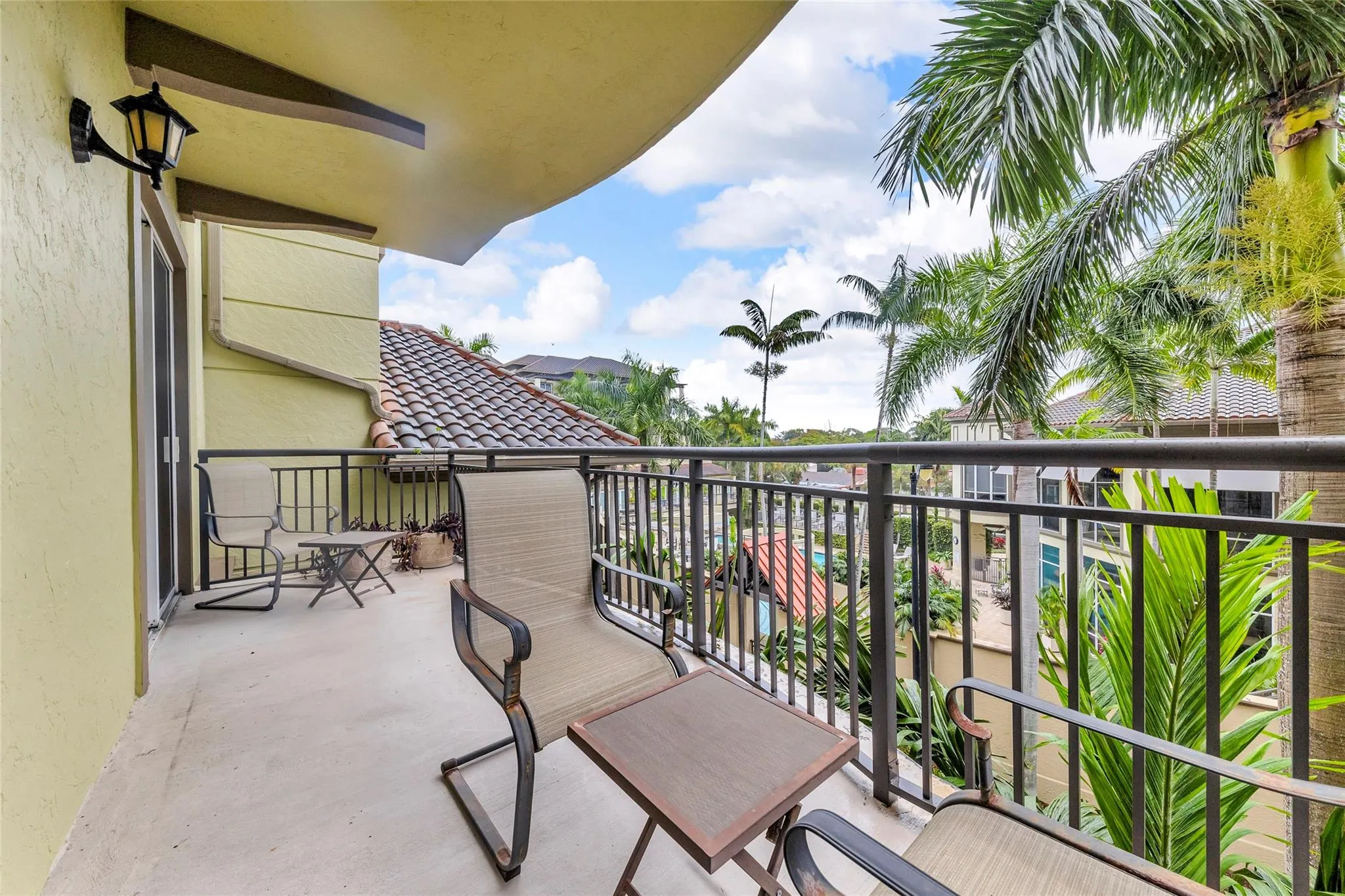 2625 NE 14th Ave, #303