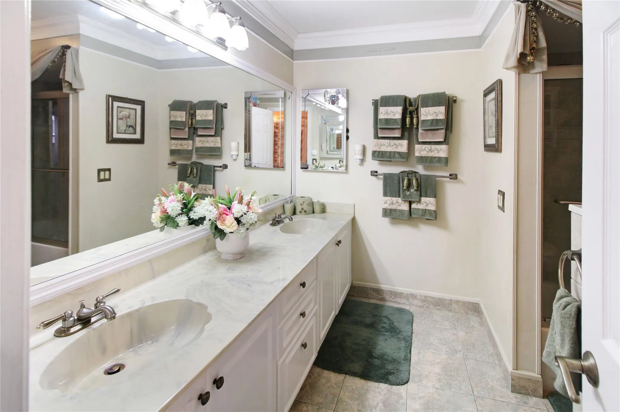 15580 Winkfield Cir