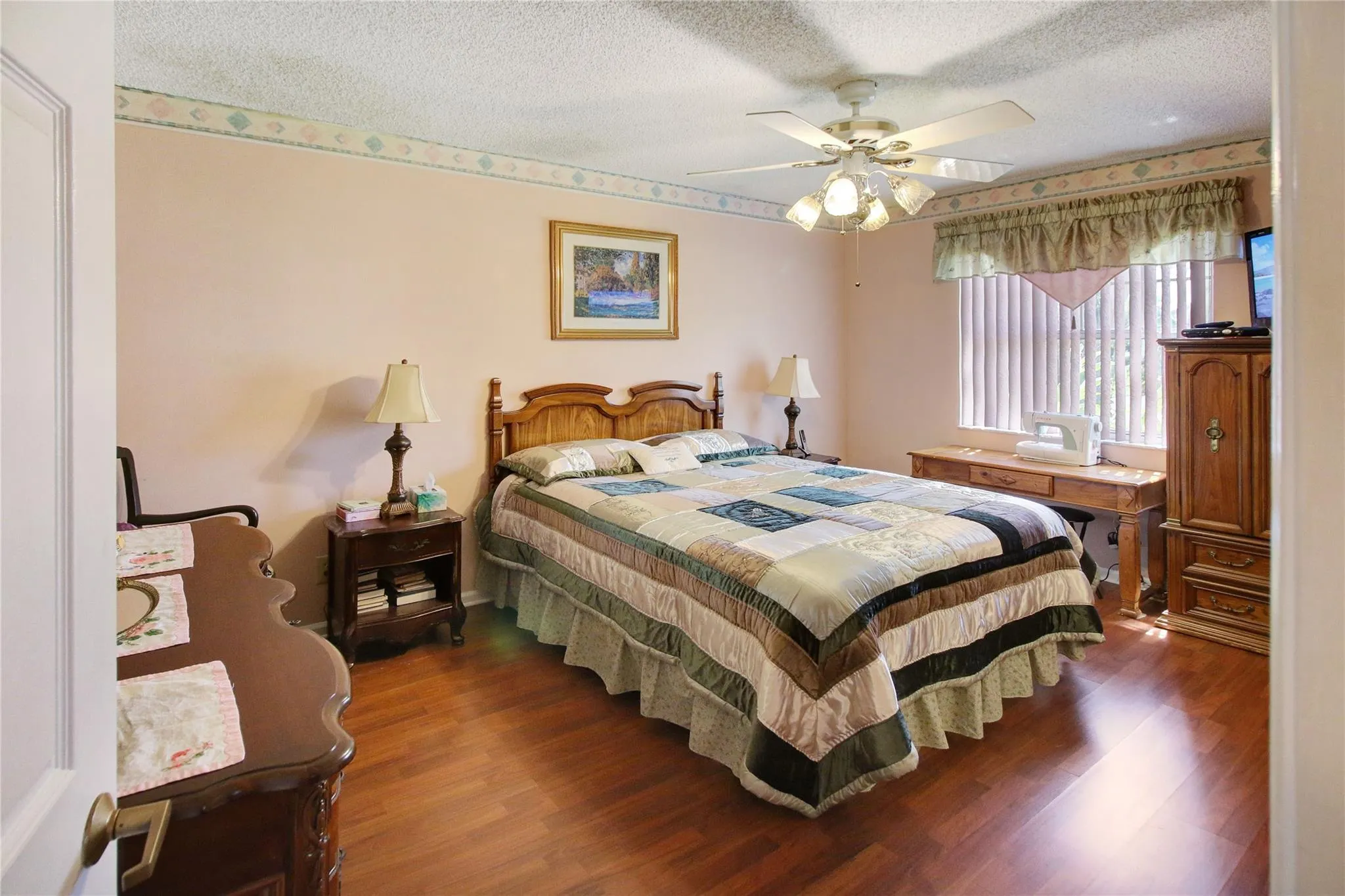 15580 Winkfield Cir