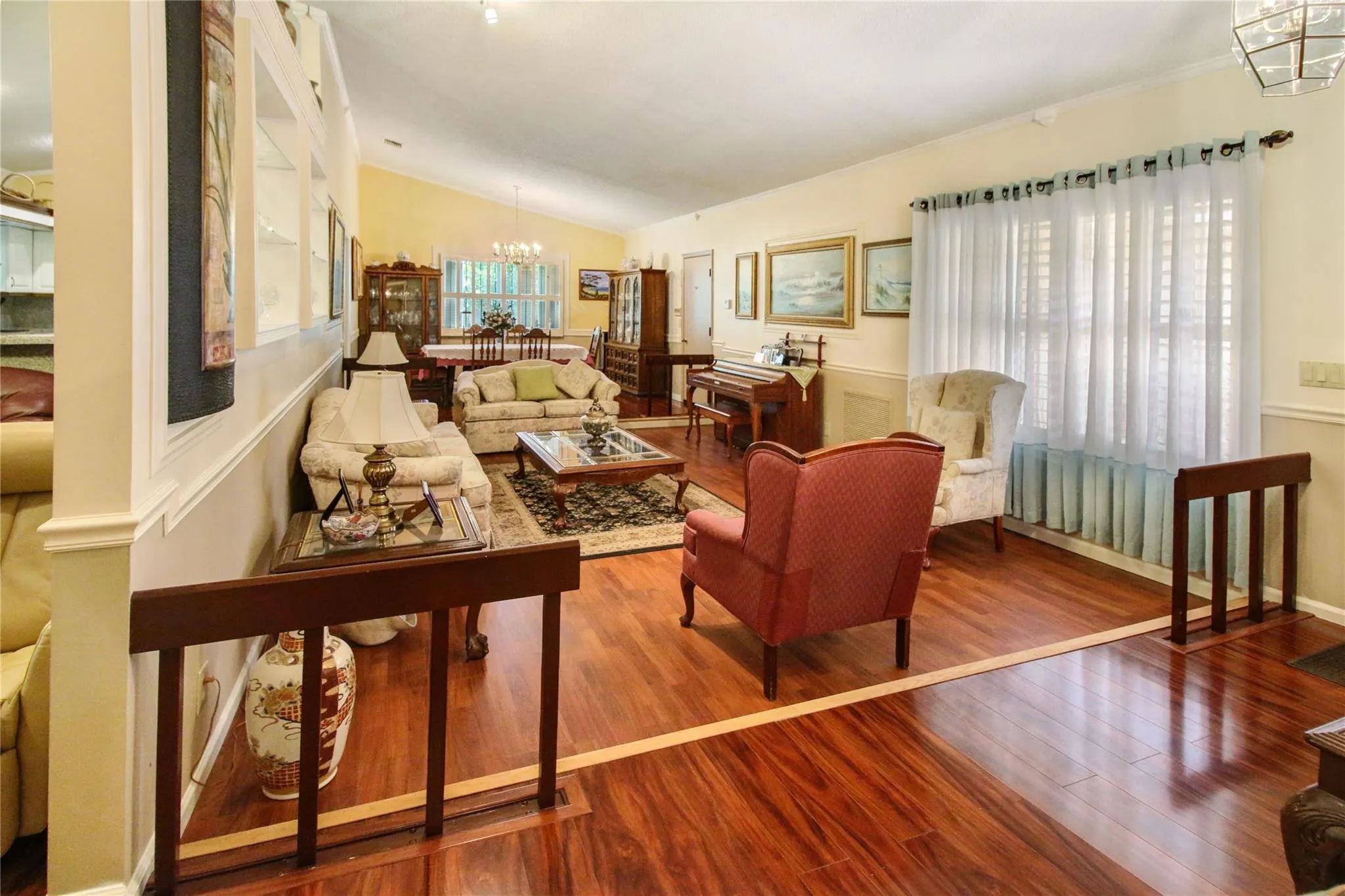 15580 Winkfield Cir