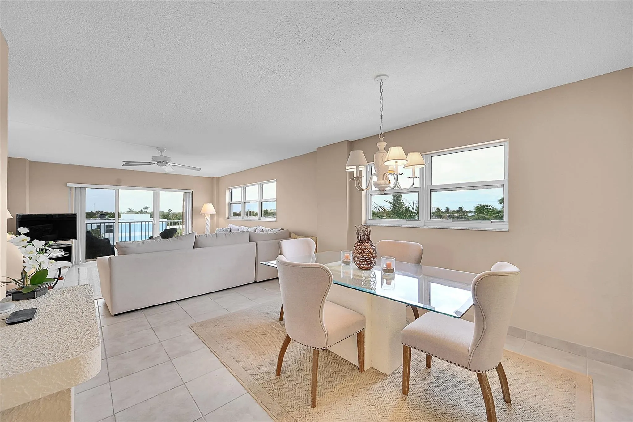 4540 N Ocean Dr, #406