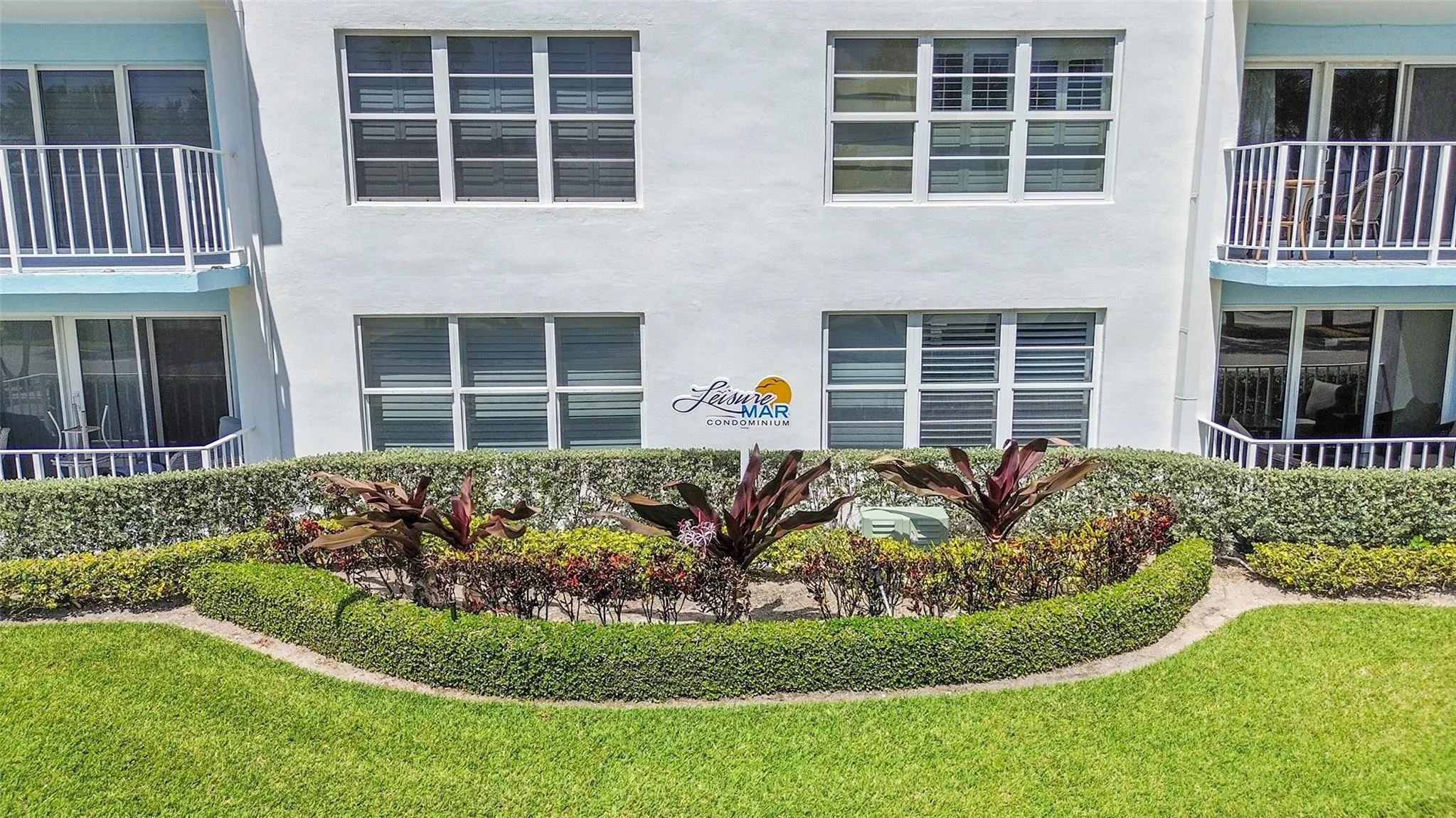 4540 N Ocean Dr, #406