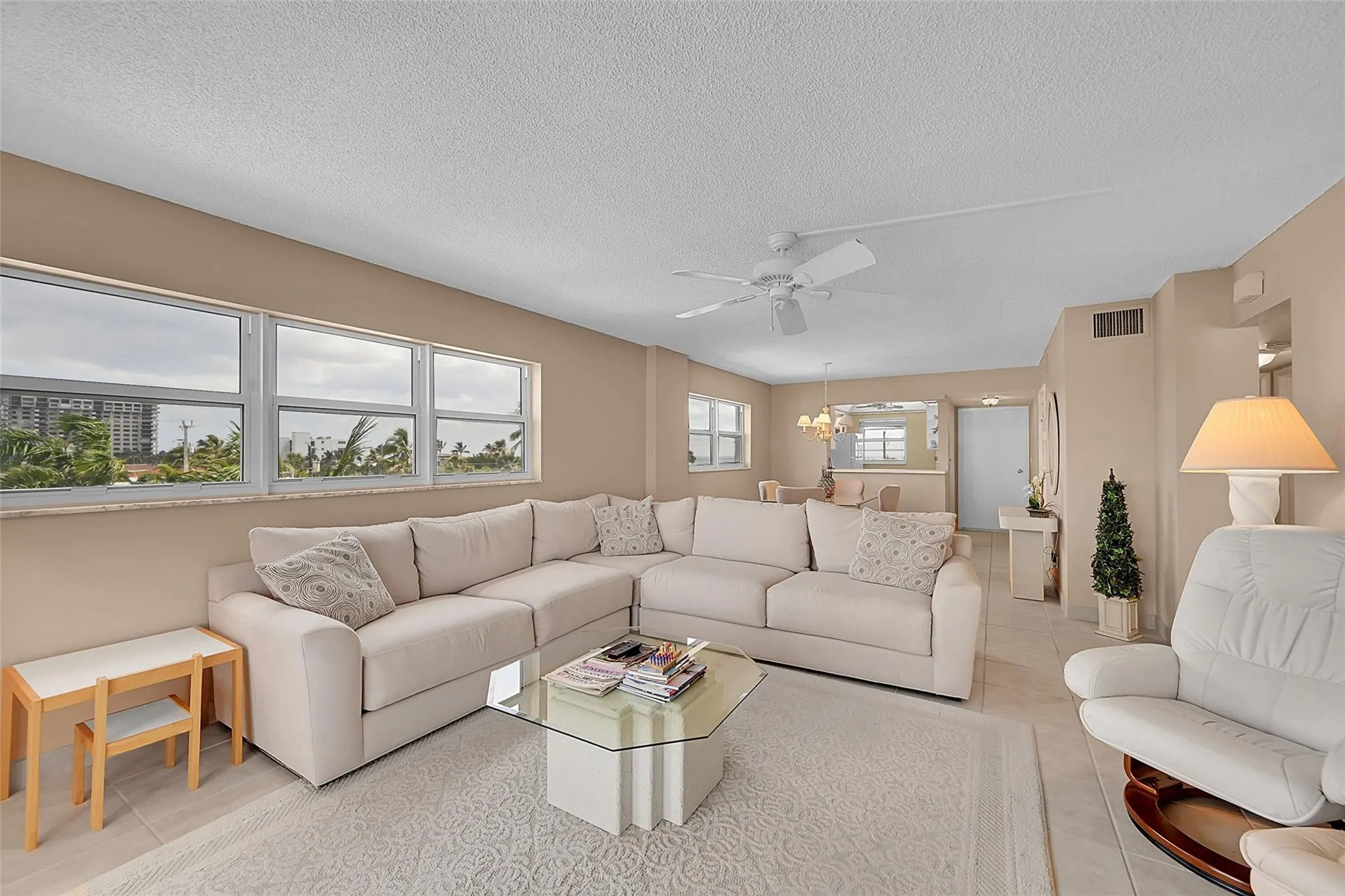 4540 N Ocean Dr, #406