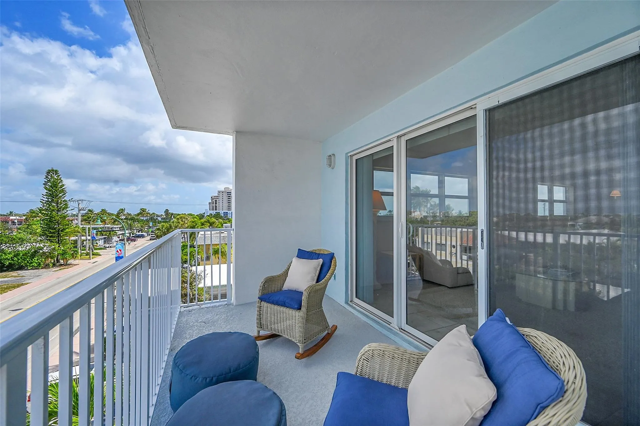 4540 N Ocean Dr, #406