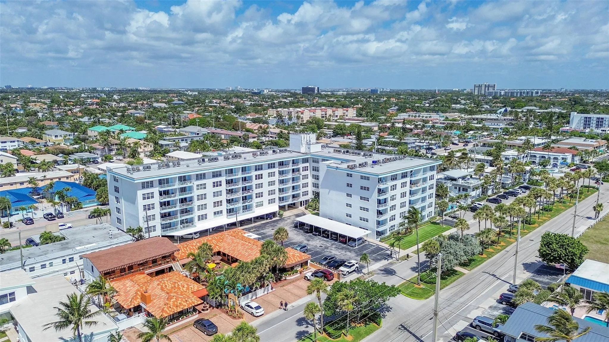 4540 N Ocean Dr, #406