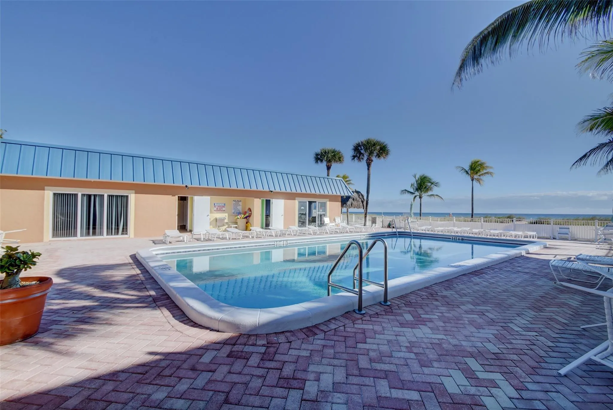 4540 N Ocean Dr, #406