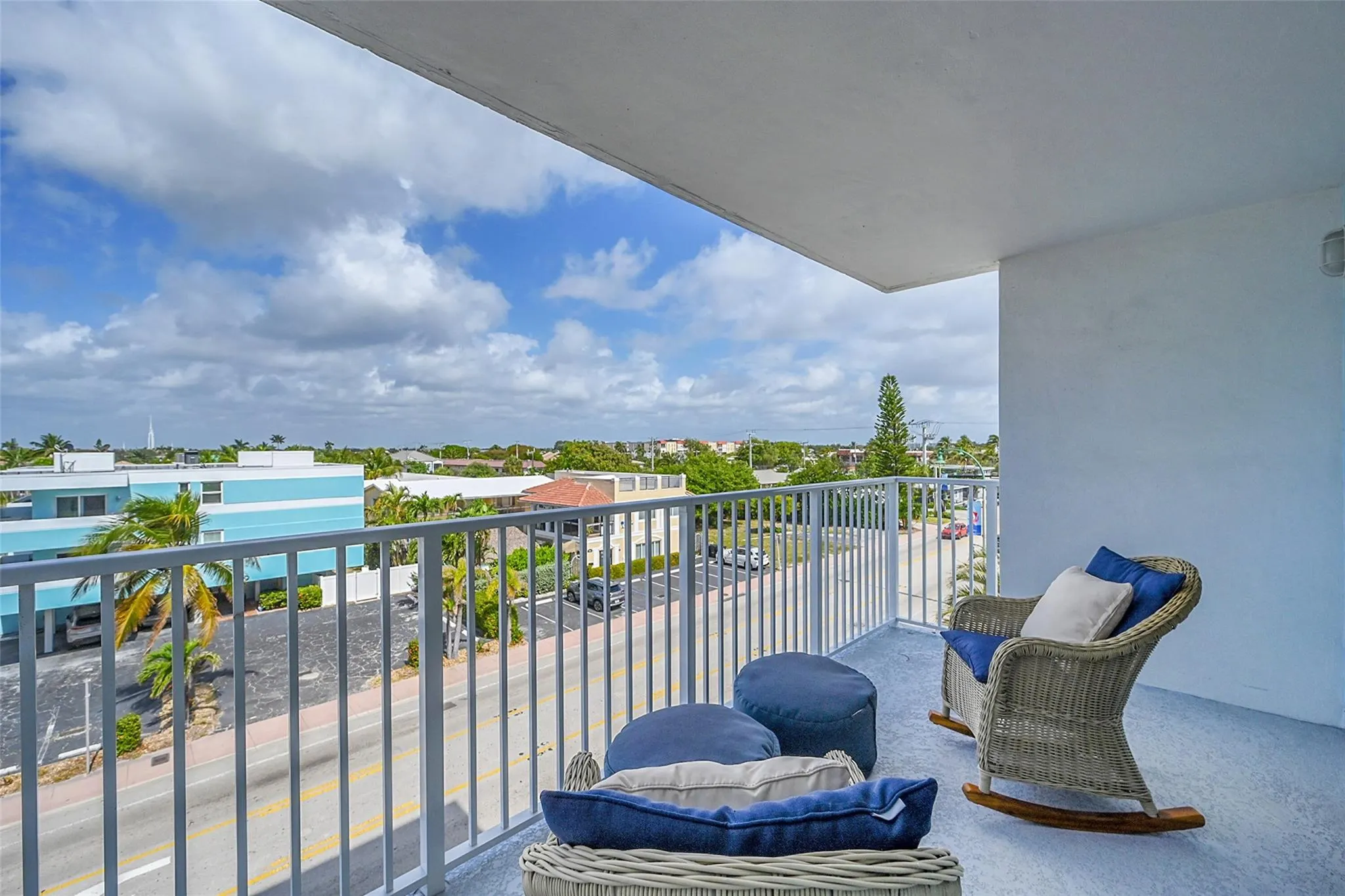 4540 N Ocean Dr, #406