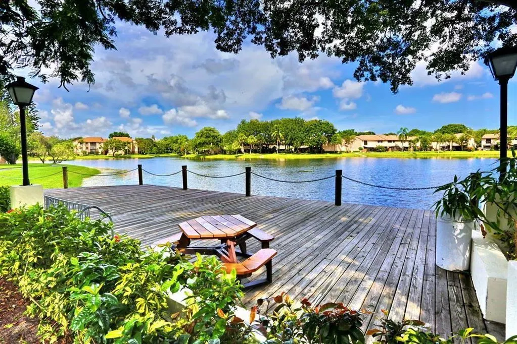 3725 Carambola Cir, #2824