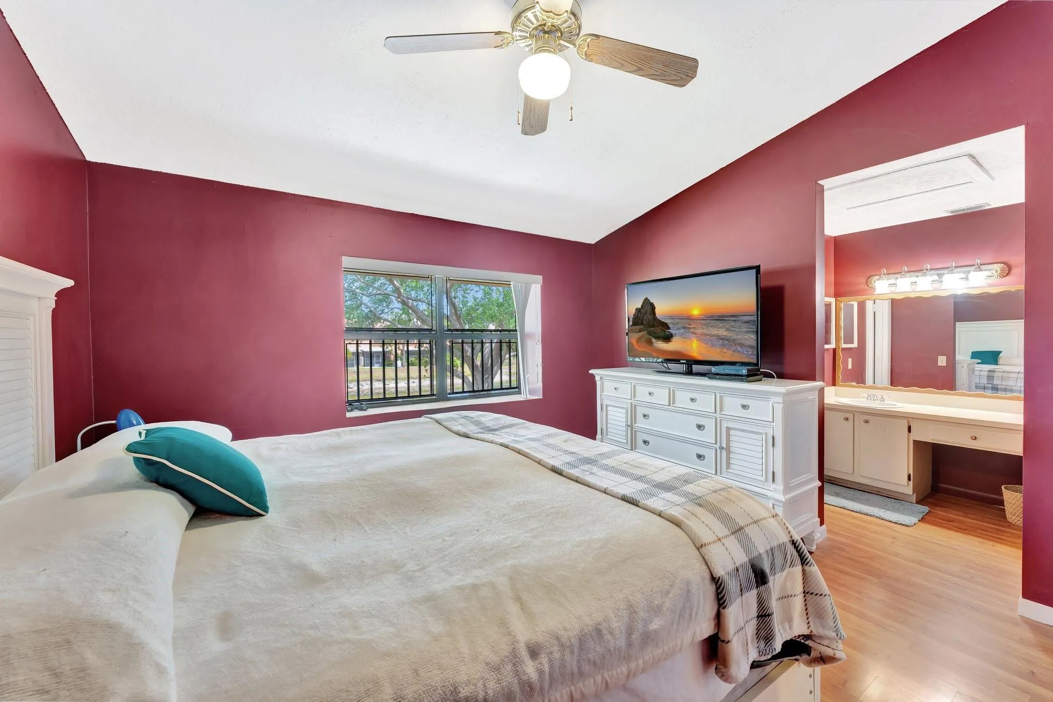 3725 Carambola Cir, #2824