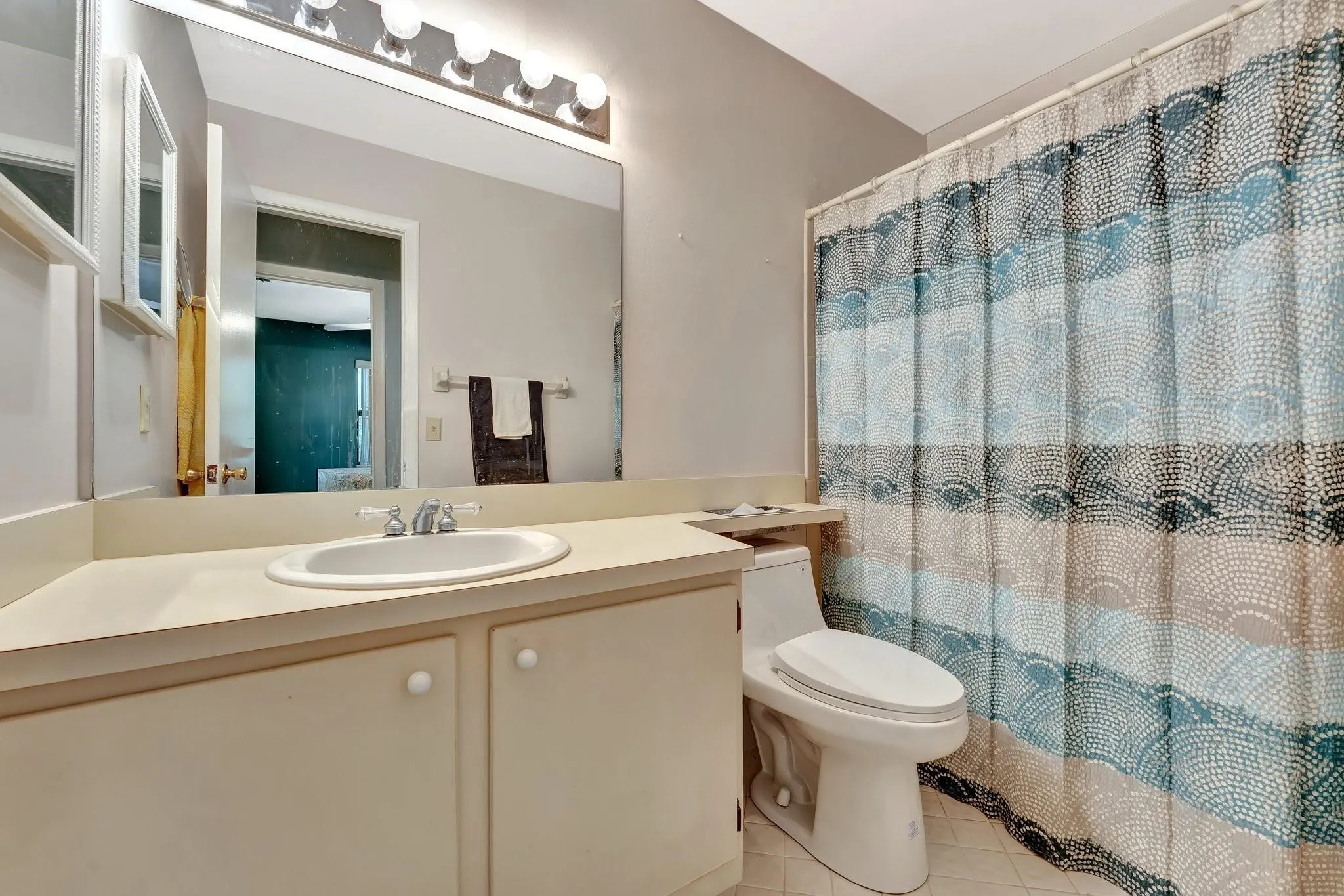 3725 Carambola Cir, #2824