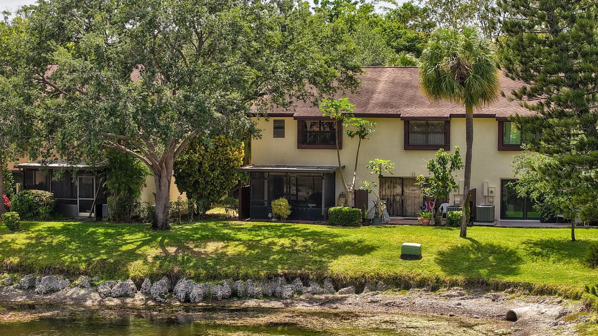 3725 Carambola Cir, #2824