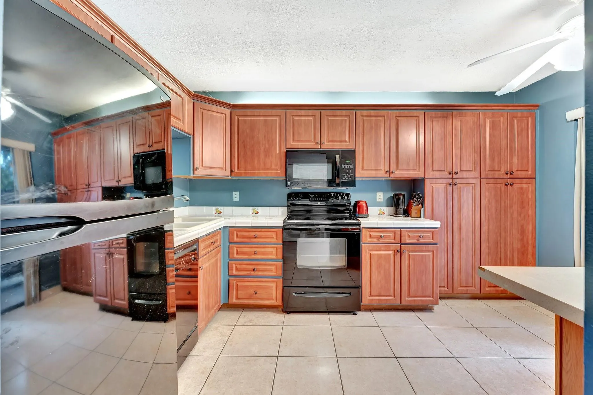 3725 Carambola Cir, #2824