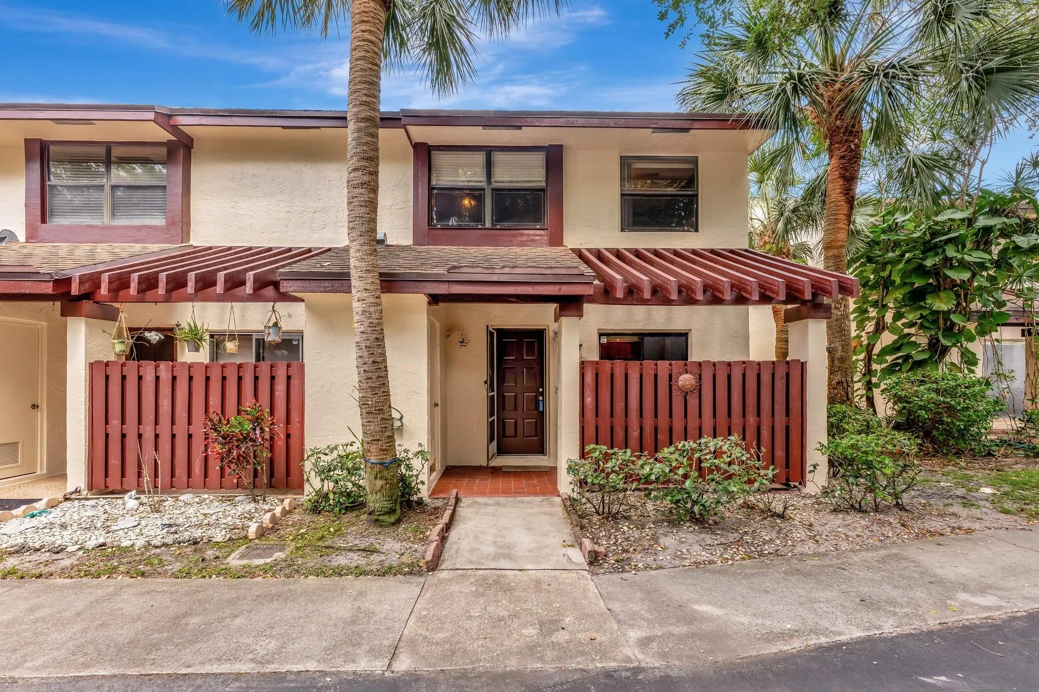 3725 Carambola Cir, #2824