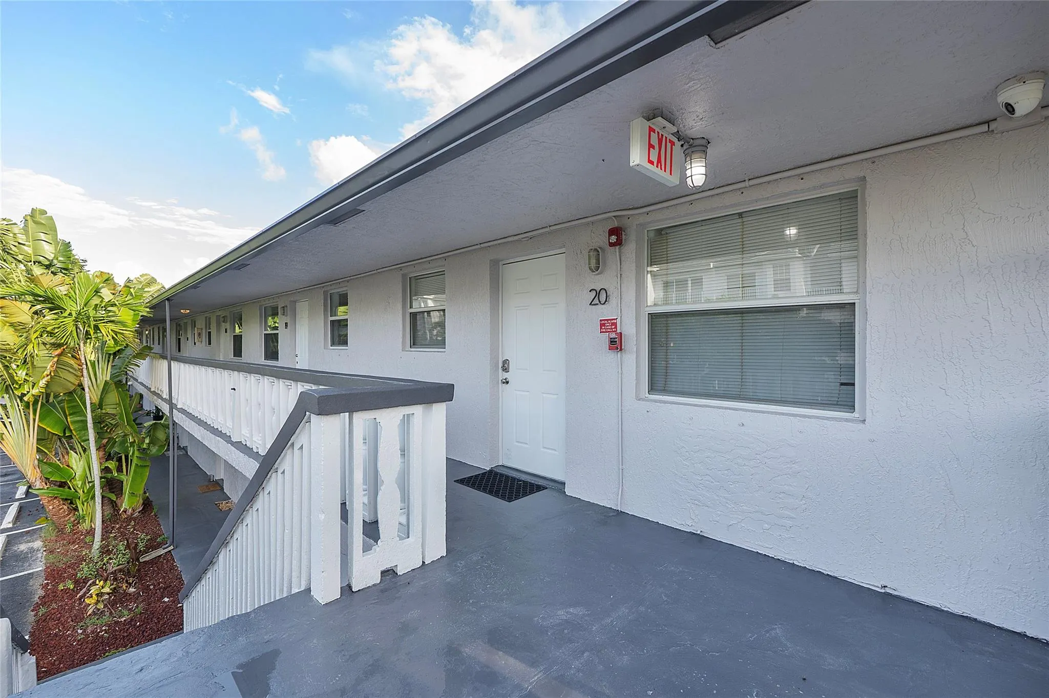 2741 NE 8th Avenue, #20