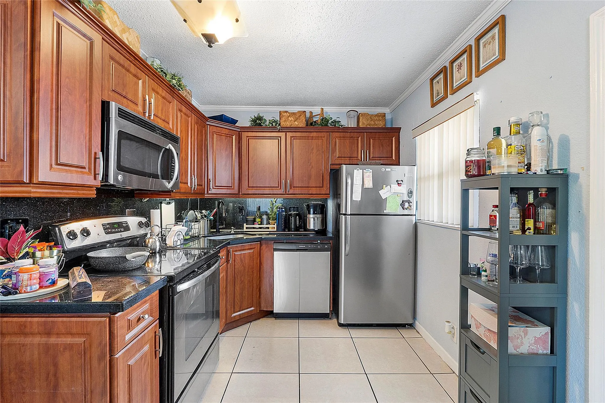 2741 NE 8th Avenue, #10