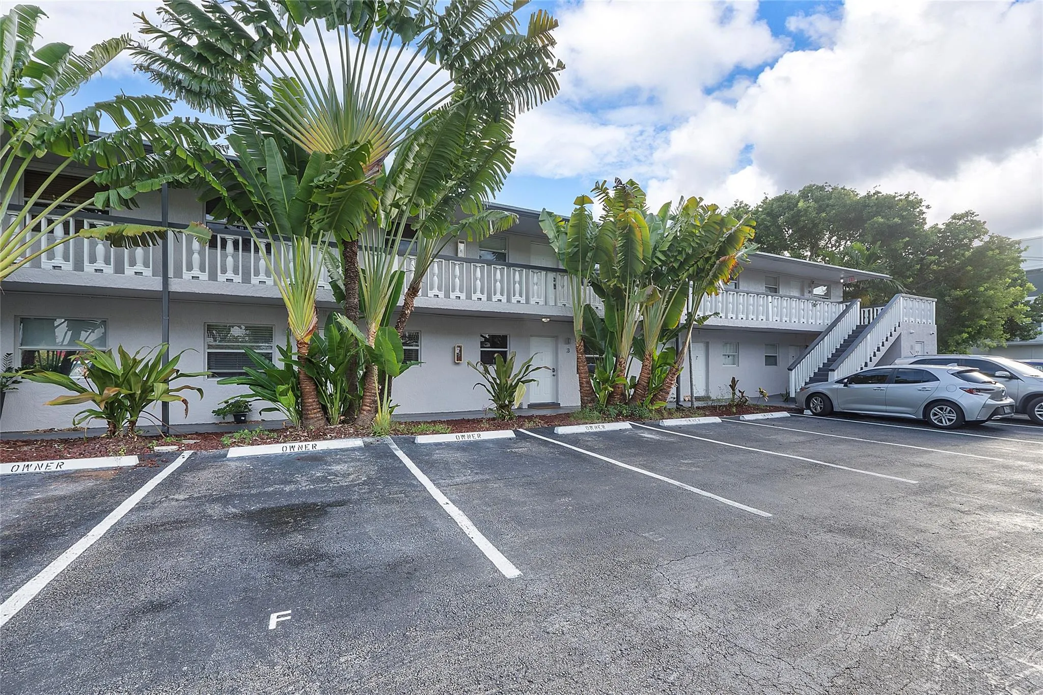 2741 NE 8th Avenue, #10