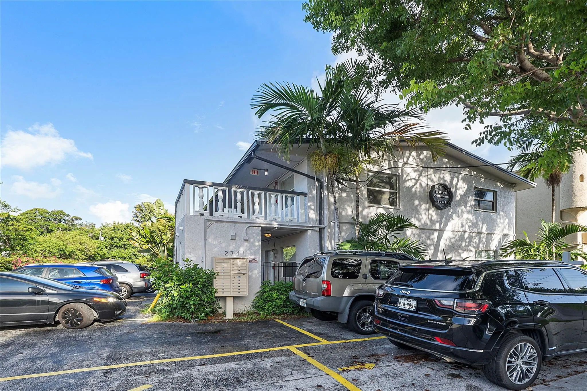 2741 NE 8th Avenue, #10