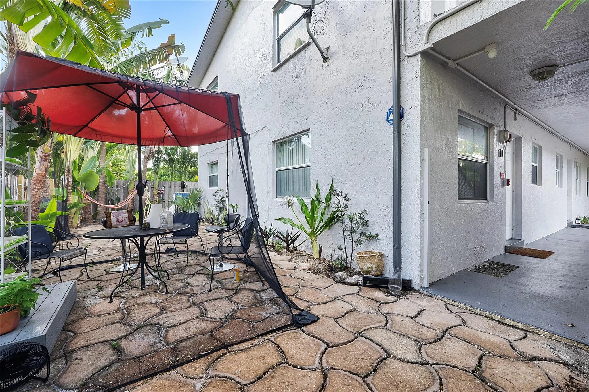 2741 NE 8th Avenue, #10