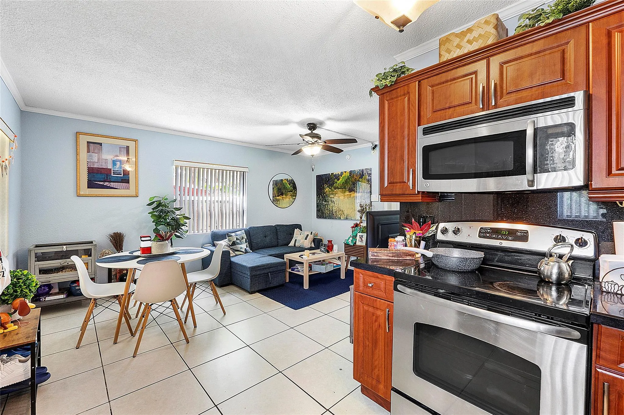 2741 NE 8th Avenue, #10