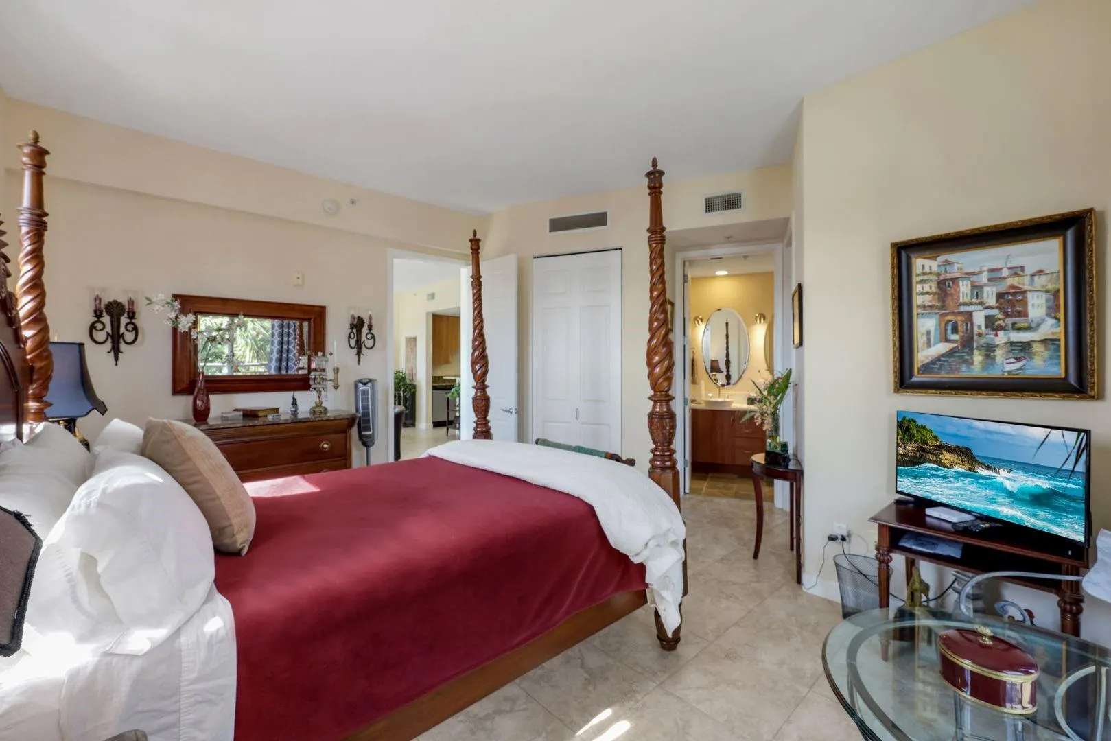 2631 NE 14th Ave, #200