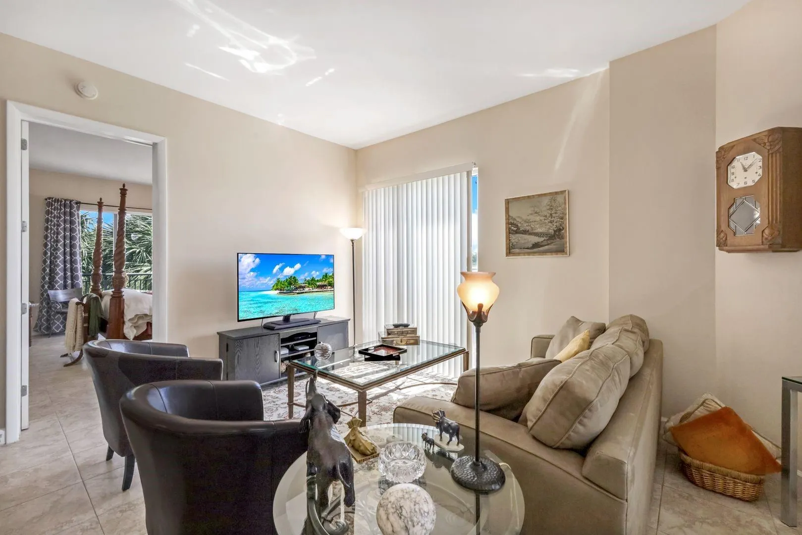 2631 NE 14th Ave, #200