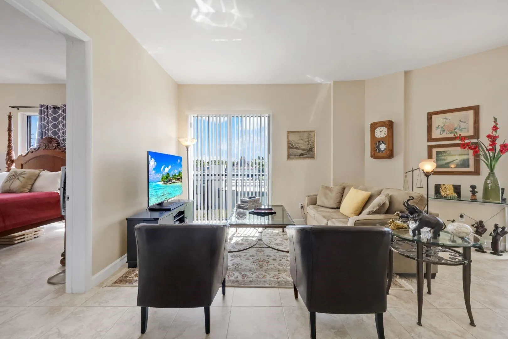 2631 NE 14th Ave, #200