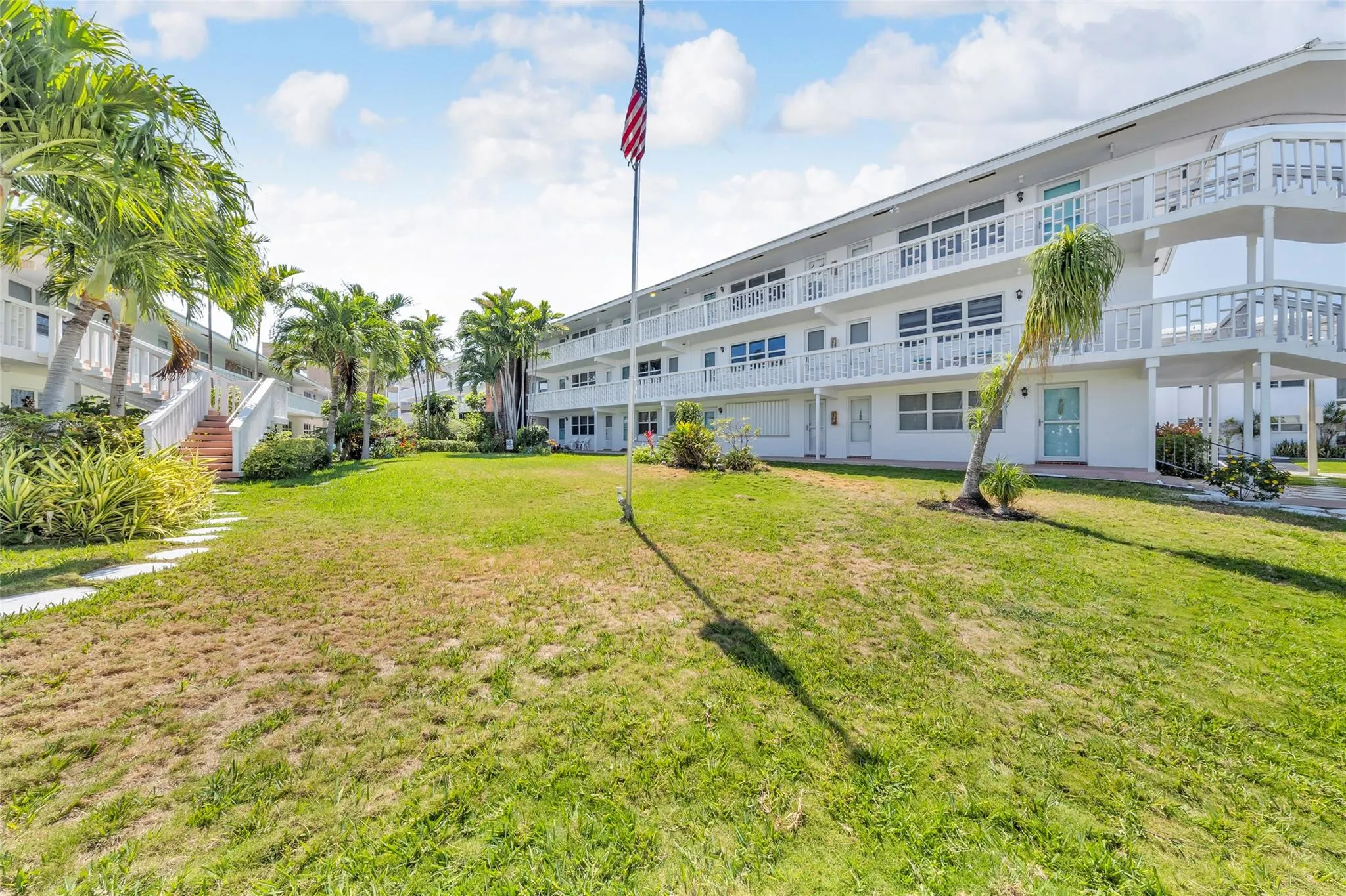 238 Hibiscus Ave, #119