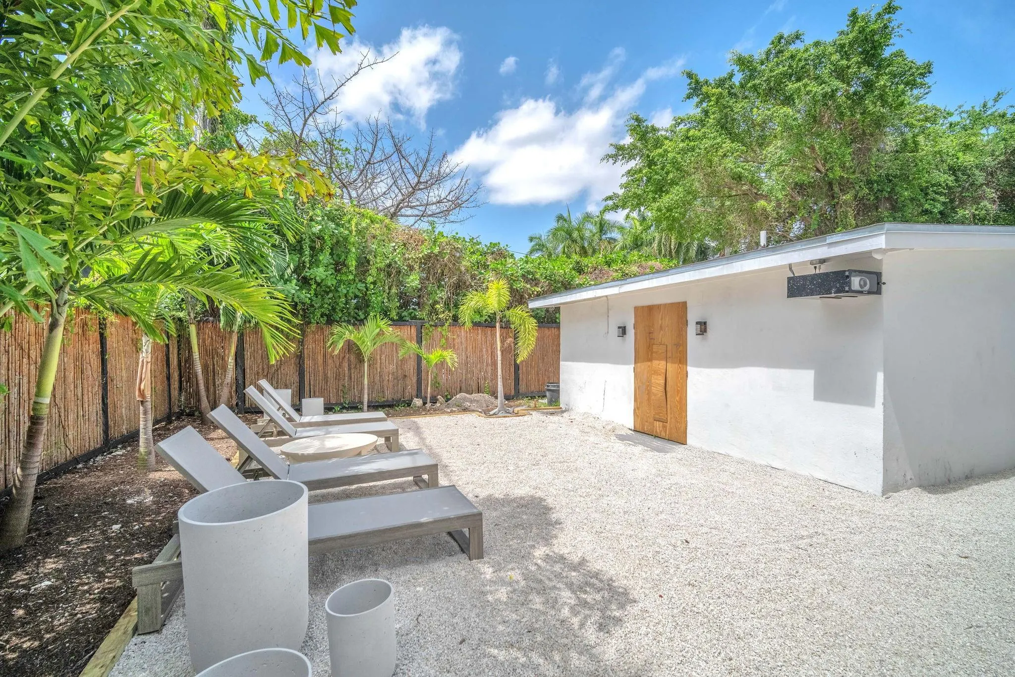 120 NE 25th St