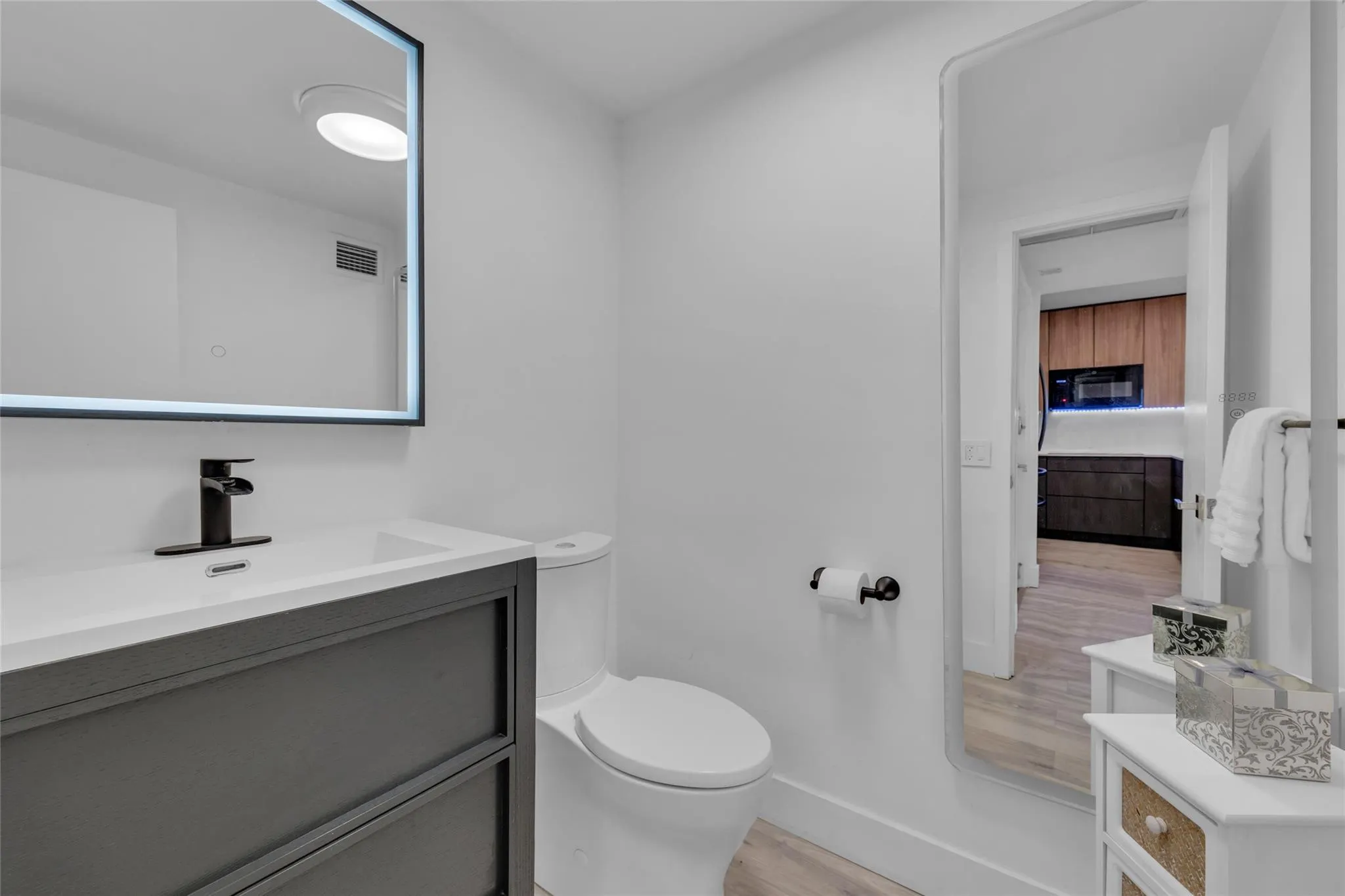 6000 N Ocean Blvd, #6E