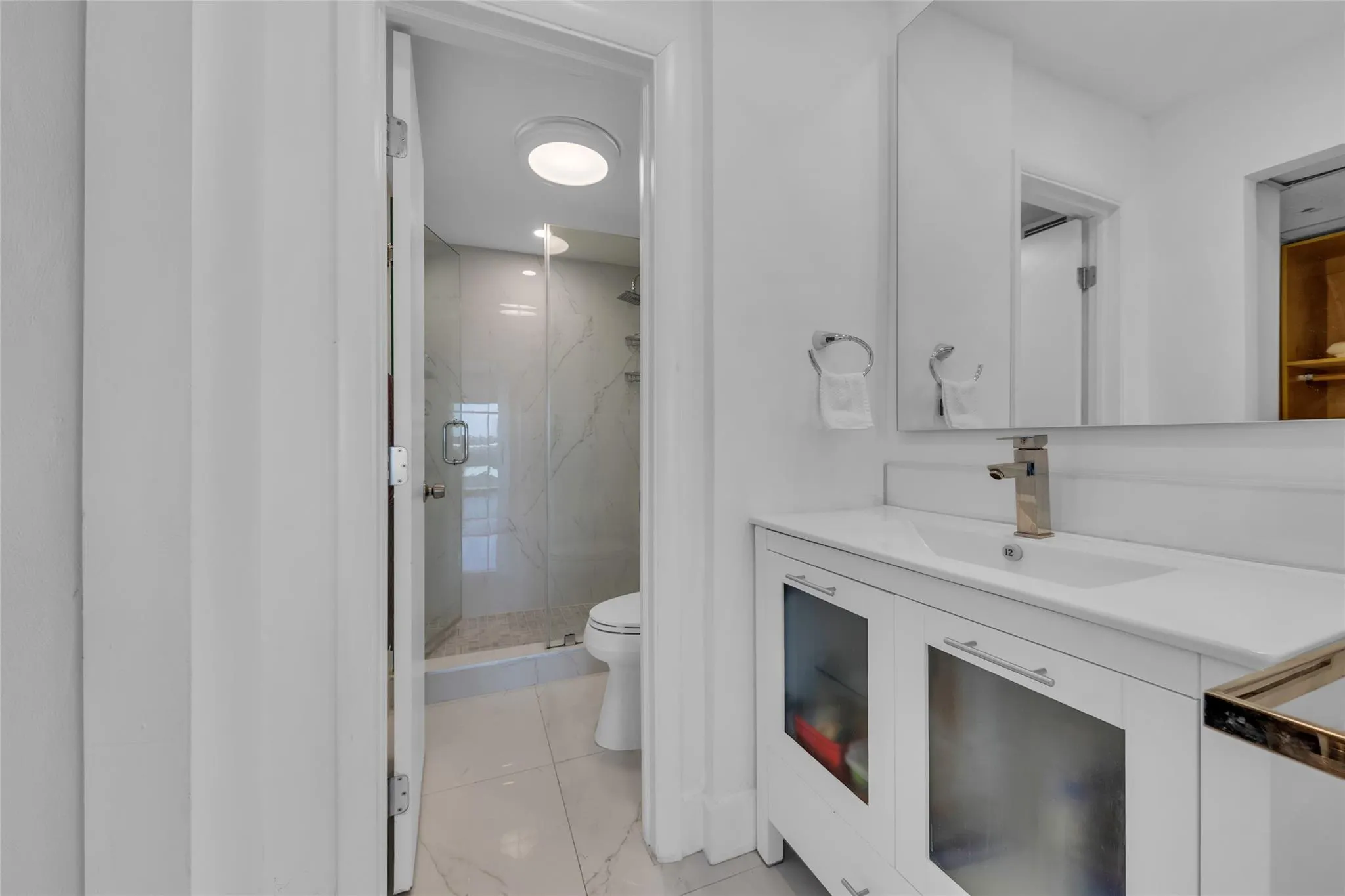 6000 N Ocean Blvd, #6E