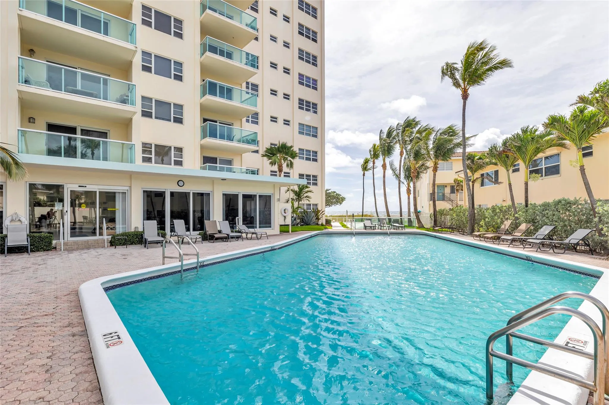6000 N Ocean Blvd, #6E