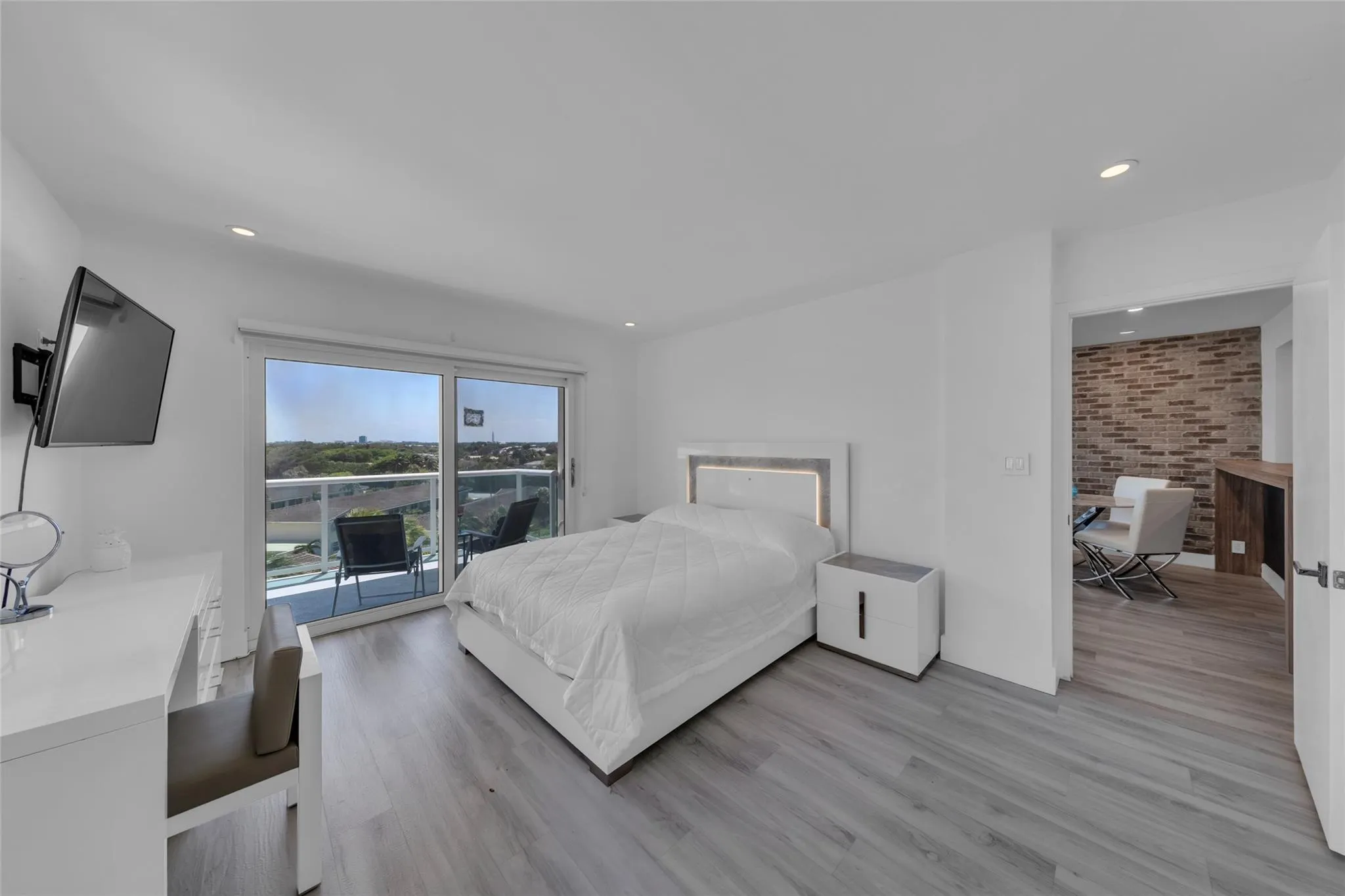 6000 N Ocean Blvd, #6E