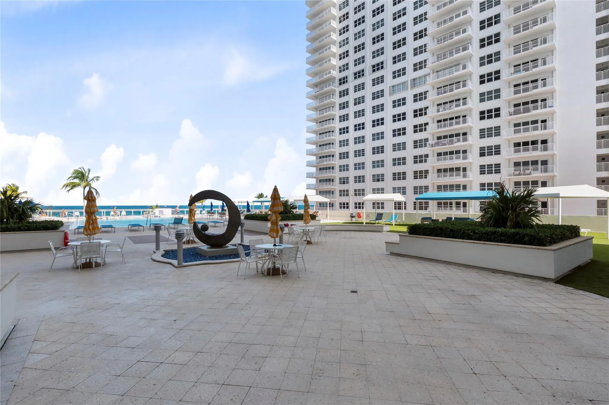 3900 Galt Ocean Drive, #816