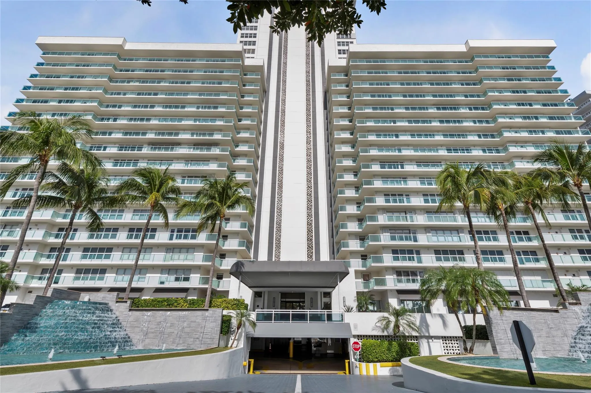 3900 Galt Ocean Drive, #816