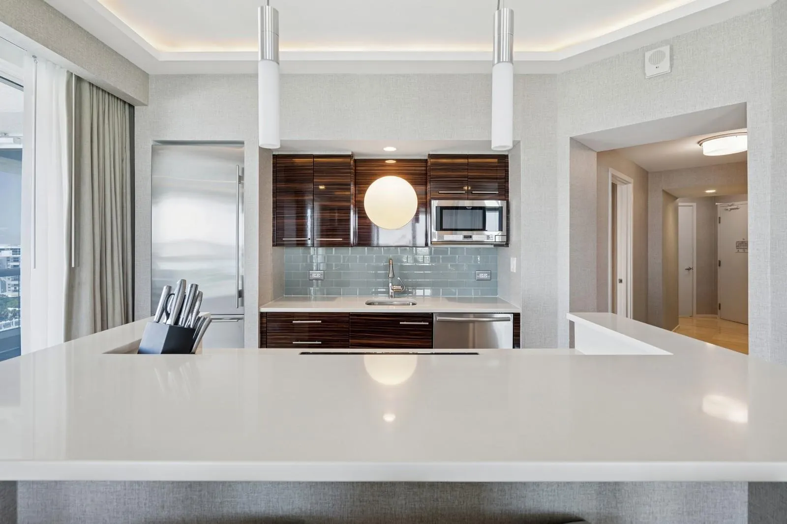 551 N Fort Lauderdale Beach Blvd, #R1902