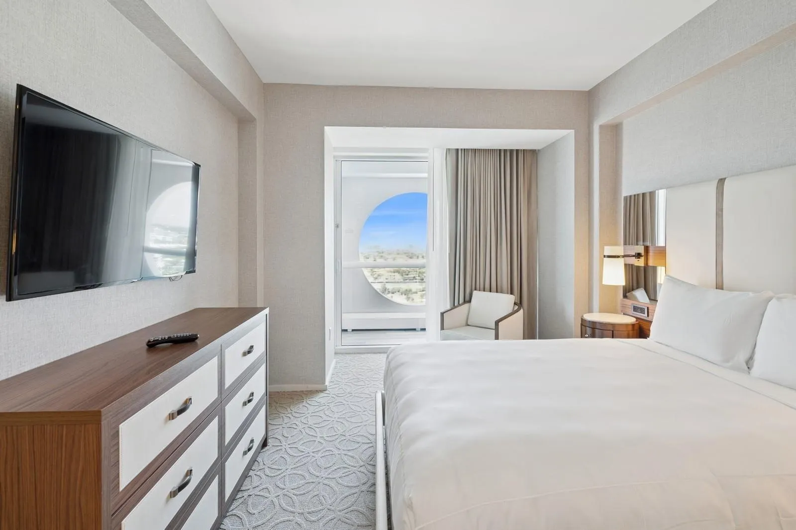 551 N Fort Lauderdale Beach Blvd, #R1902