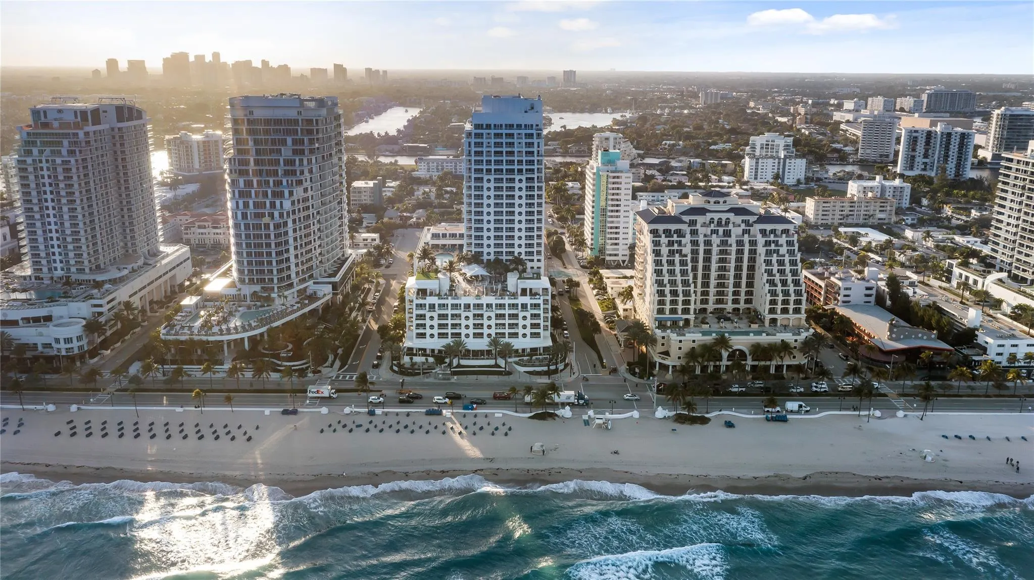 551 N Fort Lauderdale Beach Blvd, #R1902