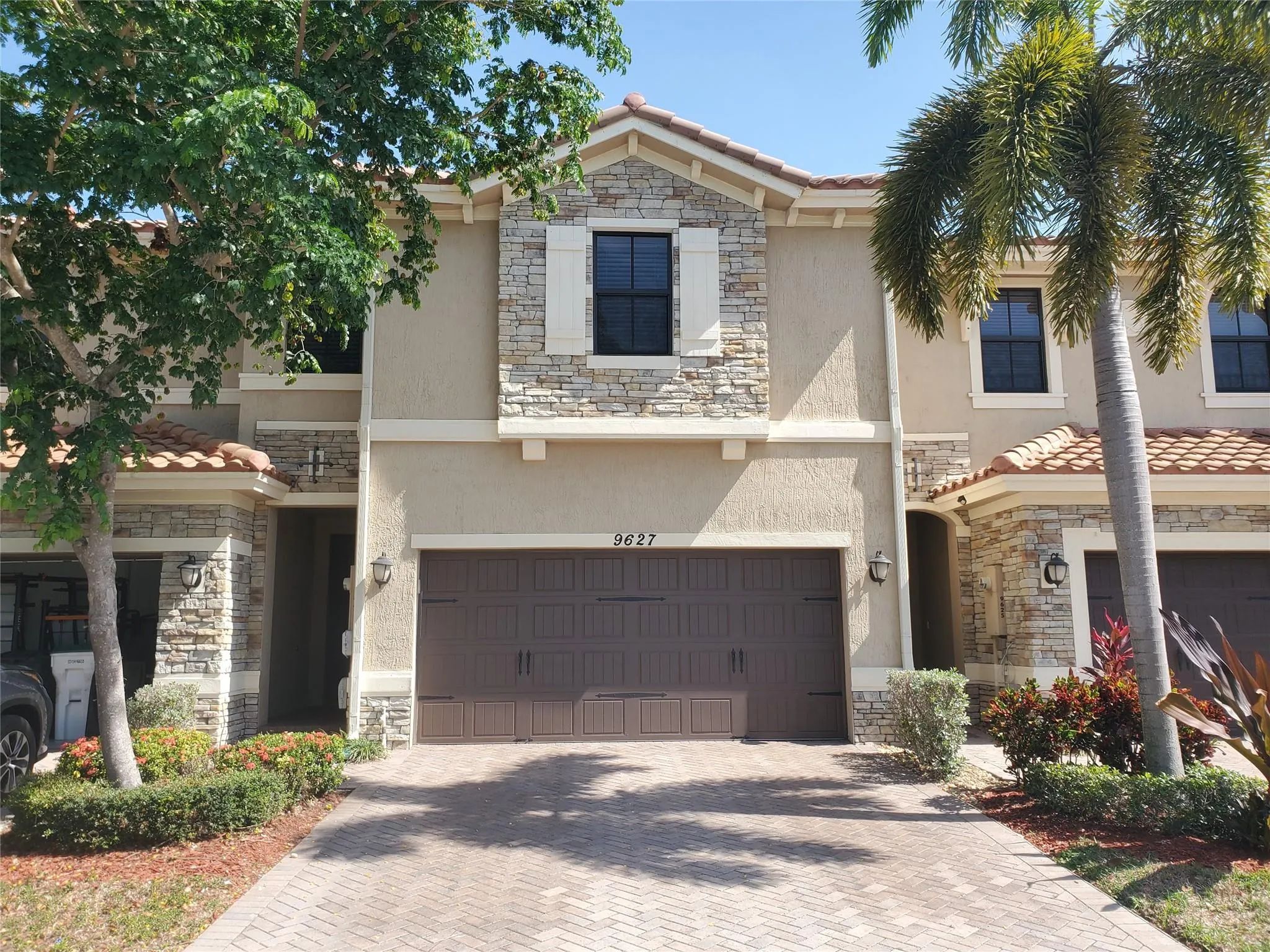 9627 Watercrest Isle