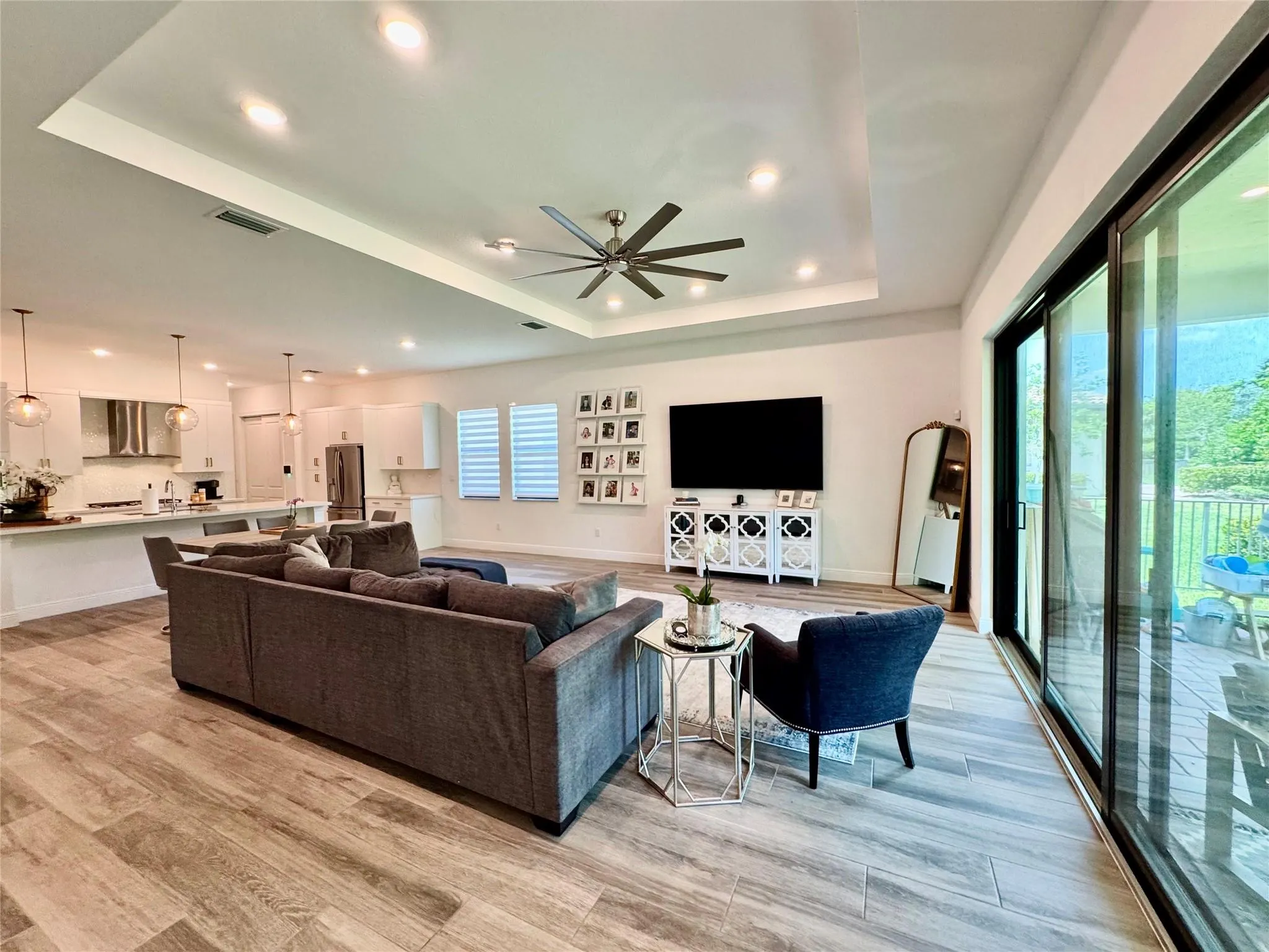 11730 Waters Edge Ct