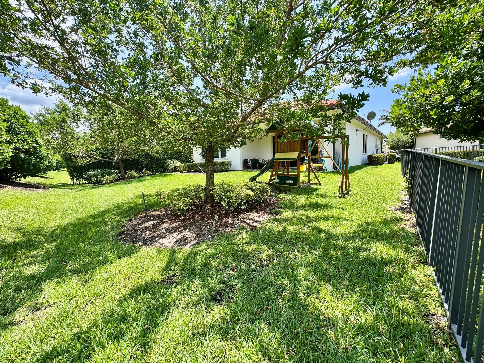 11730 Waters Edge Ct