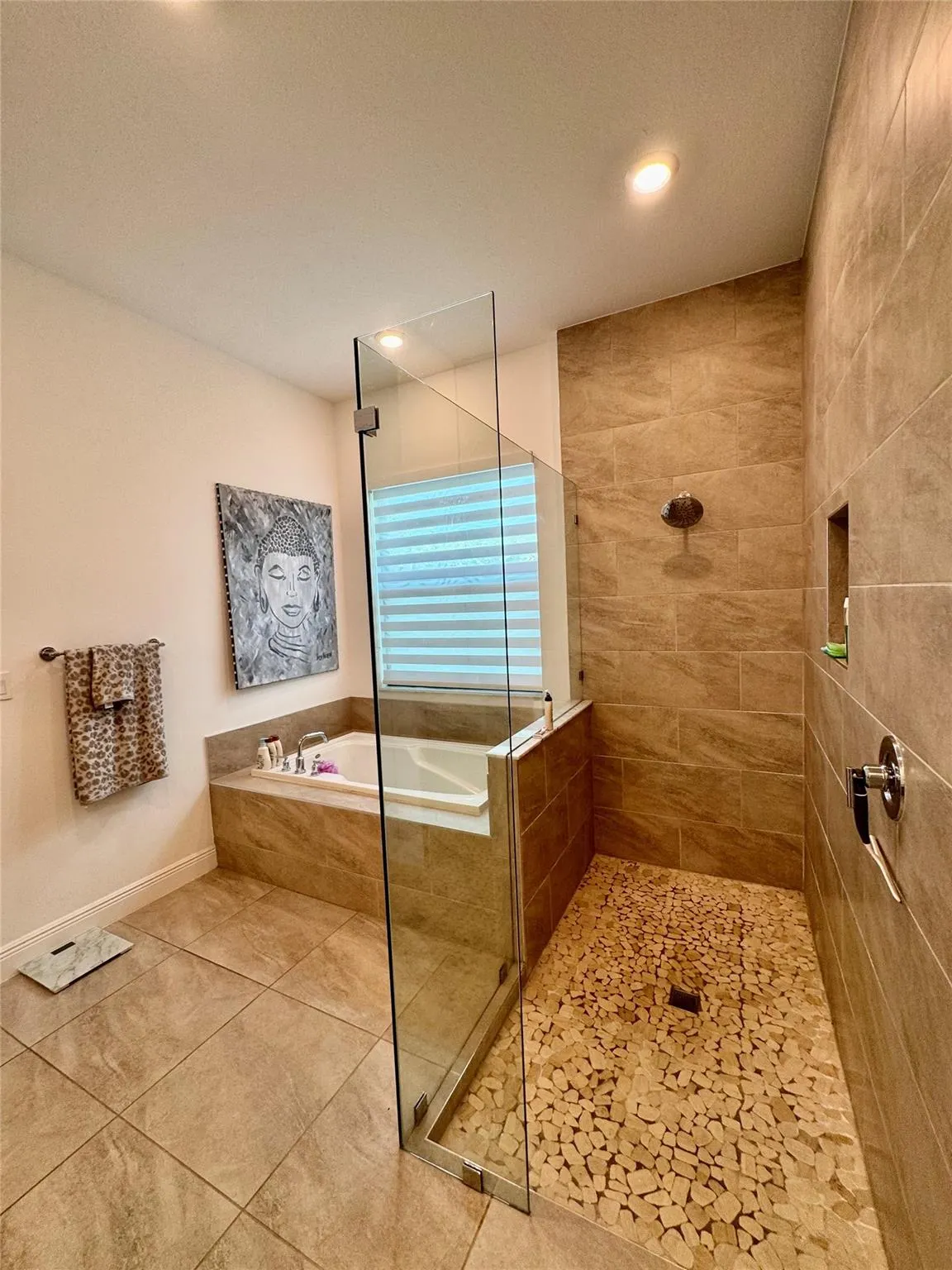 11730 Waters Edge Ct