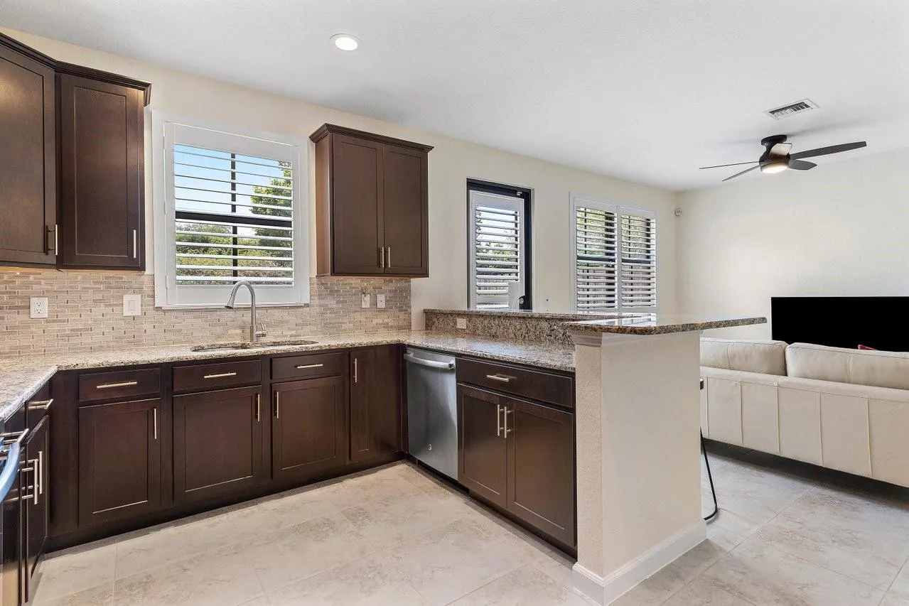 9580 Town Parc Cir S, #9580