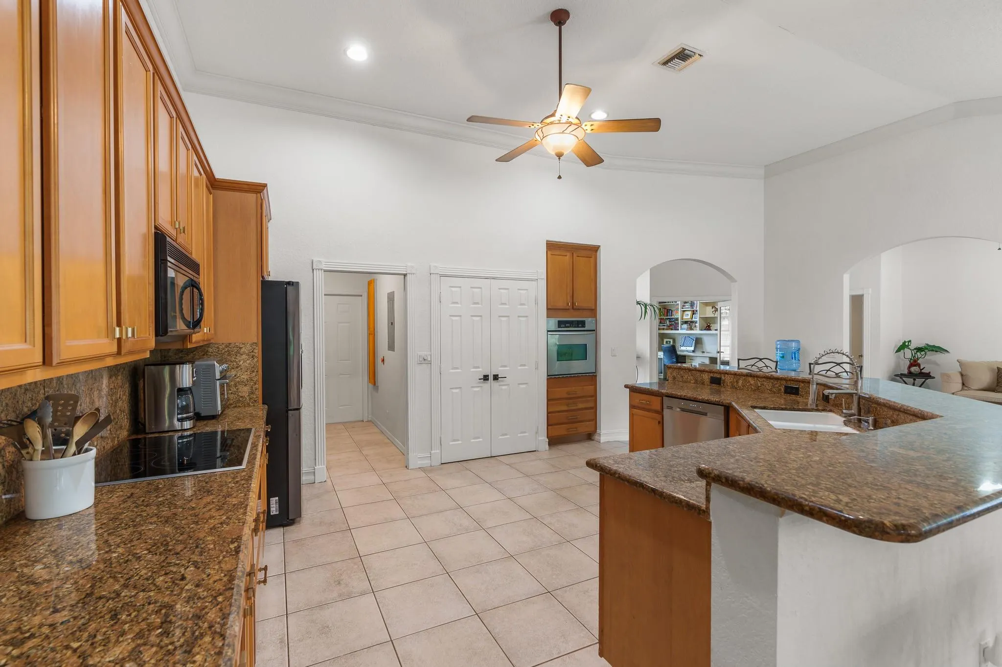 12590 SW 34th Pl