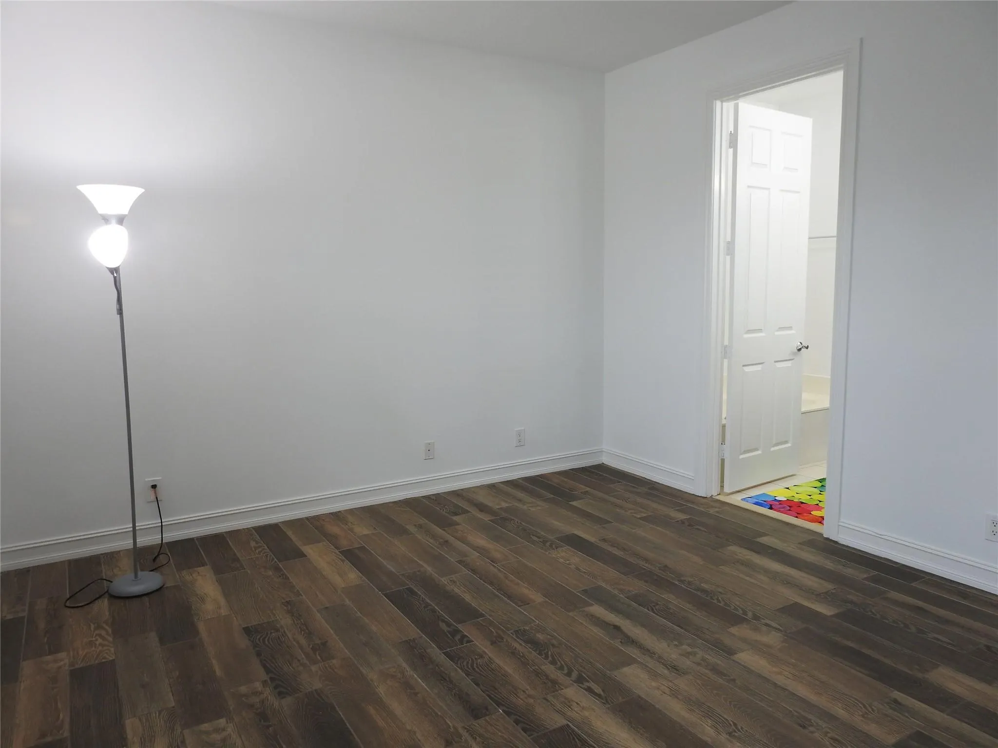 2299 NE 9th Ave, #2299