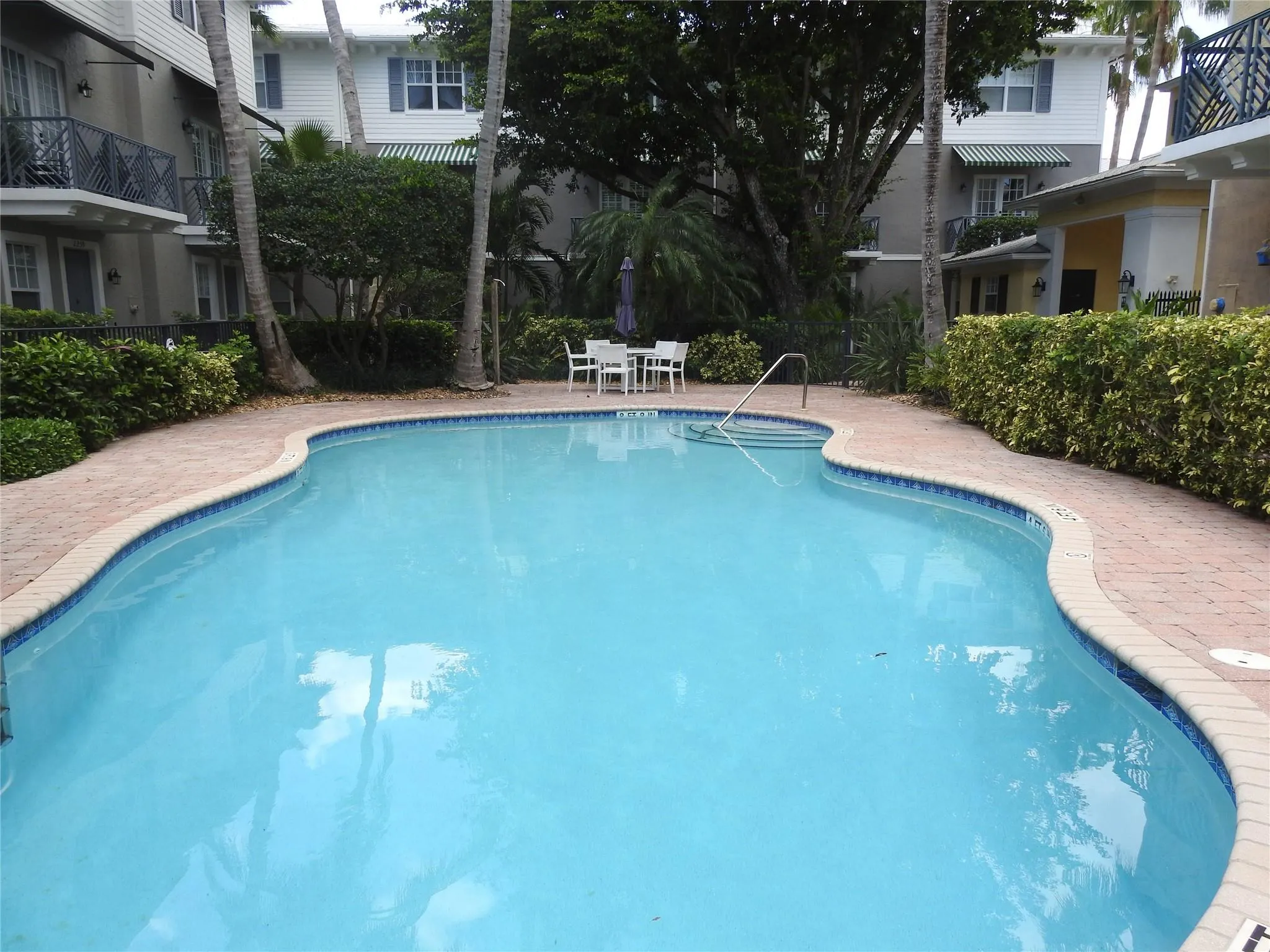 2299 NE 9th Ave, #2299
