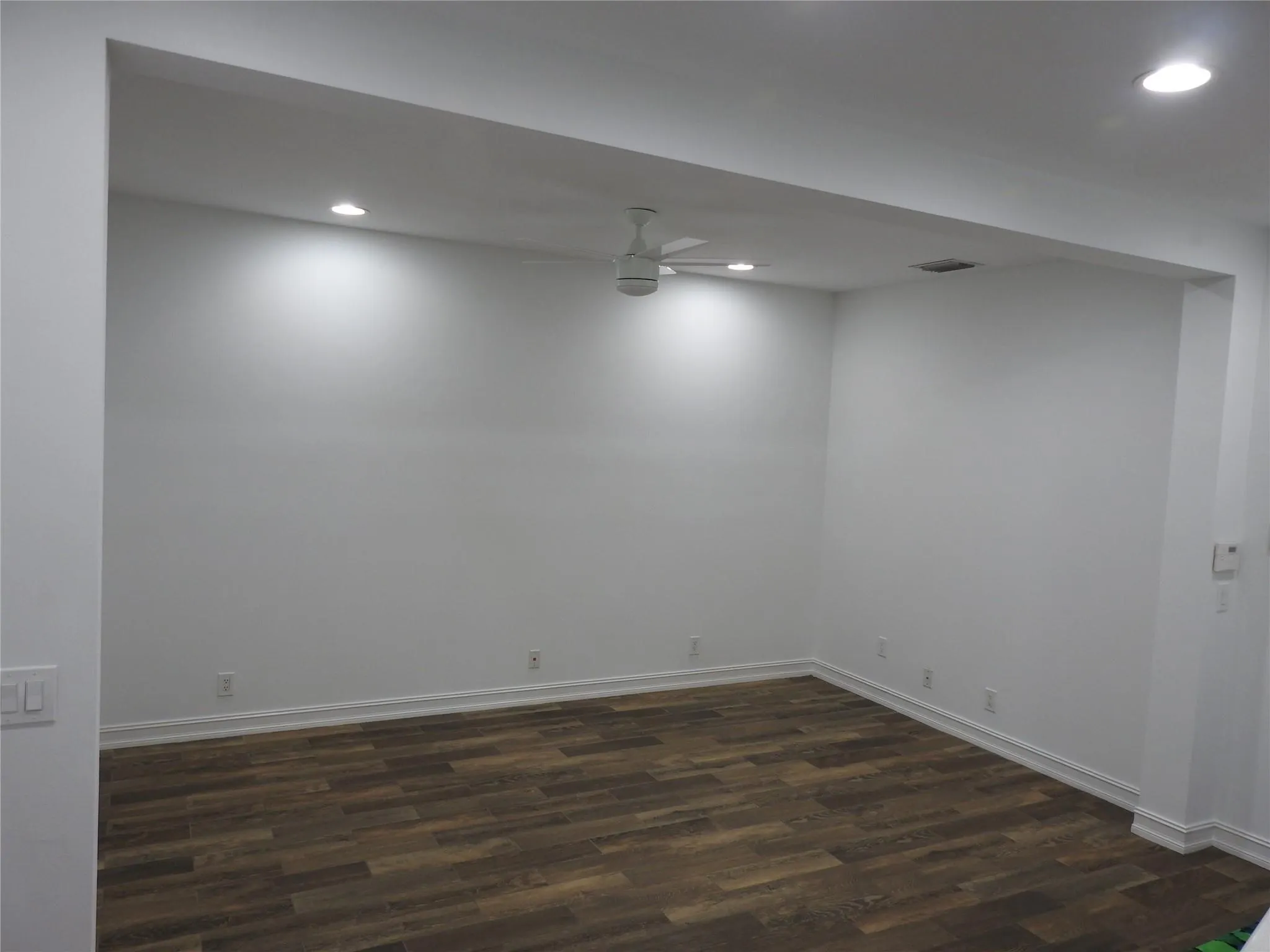 2299 NE 9th Ave, #2299