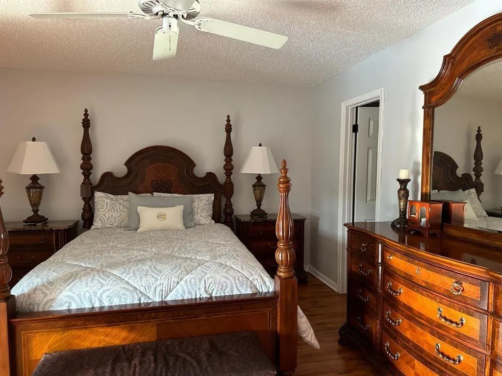 2116 Cambridge E, #2116