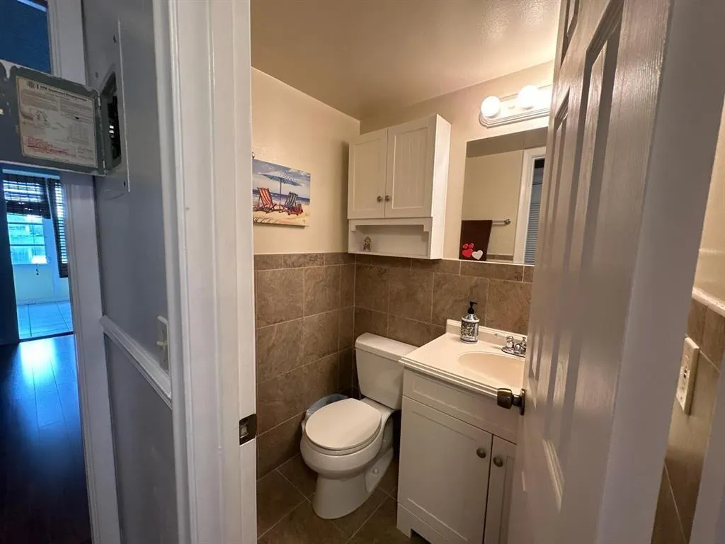 2116 Cambridge E, #2116