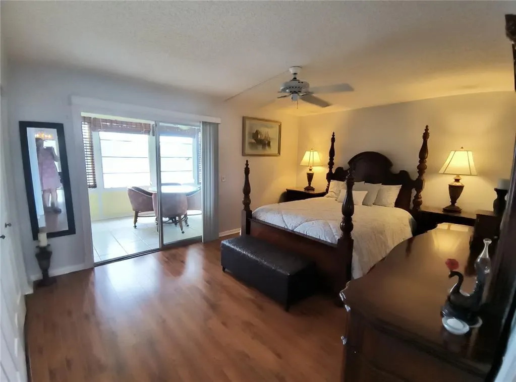 2116 Cambridge E, #2116